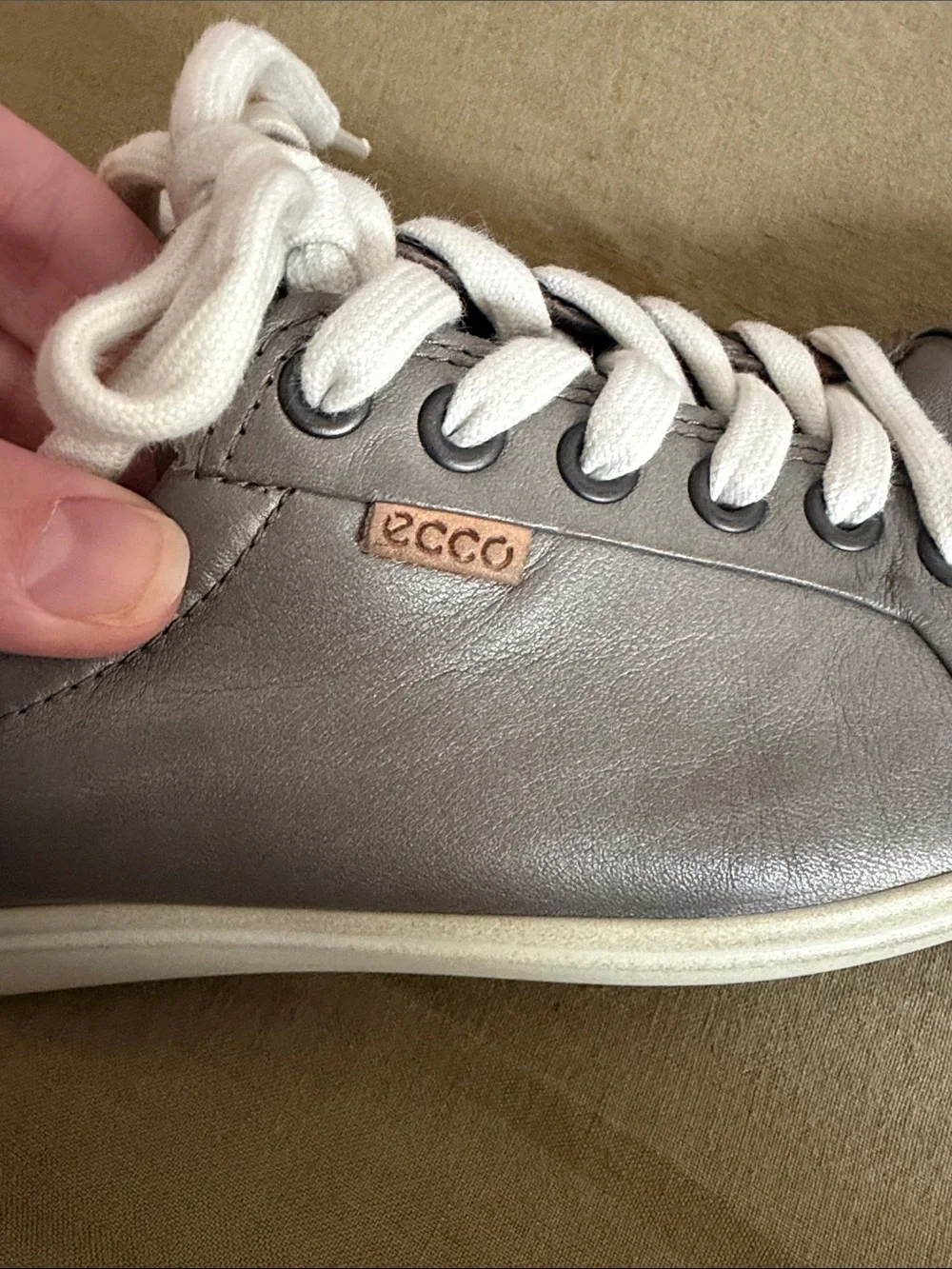 Ecco Grey/Silver Leather Low-Top Sneakers with White Laces and Soles